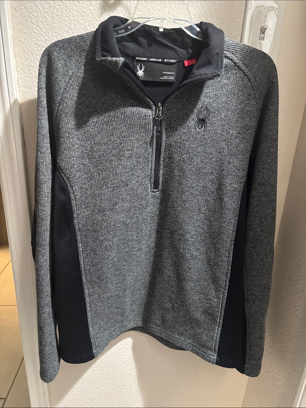 Spyder Men's Heather Gray and Black Quarter-Zip Pullover L
